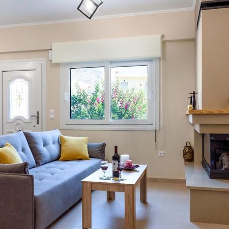 Afroditi'S Delux Apartment Monemvasía Zewnętrze zdjęcie